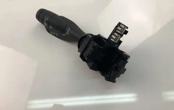 Volvo XC90 Indicator stalk 31674103