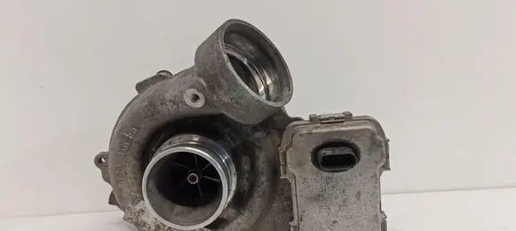 Mercedes-Benz E W212 Supercharger A6510903580