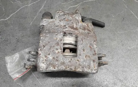Jeep Grand Cherokee WL Rear brake caliper