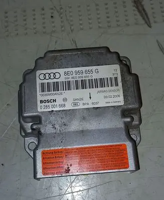 Audi A4 S4 B7 8E 8H Airbag control unit/module 8E0959655G