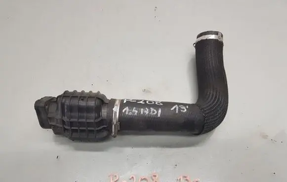 Peugeot 208 Intercooler hose/pipe 9675348680