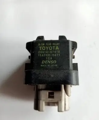 Toyota Corolla Verso E121 Glow plug pre-heat relay 2861067010