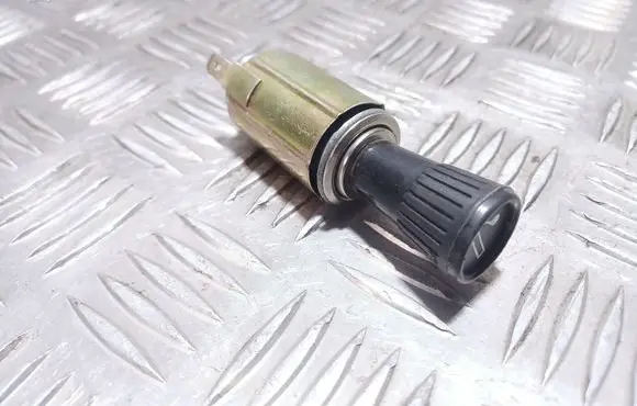Chrysler Grand Voyager II Cigarette lighter 