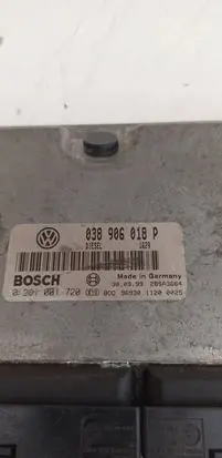 Audi A4 S4 B5 8D Engine control unit/module 038906018P 0281001720