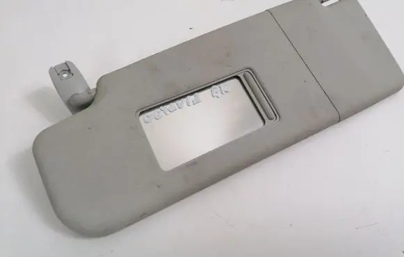 Skoda Octavia Mk2 (1Z) Sun visor 3T0857551