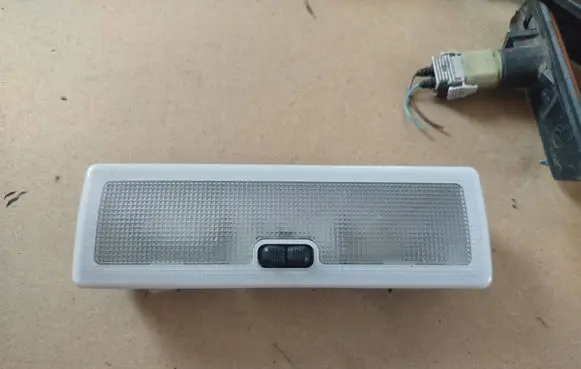 BMW 3 E36 Headlining lighting console trim 8361616