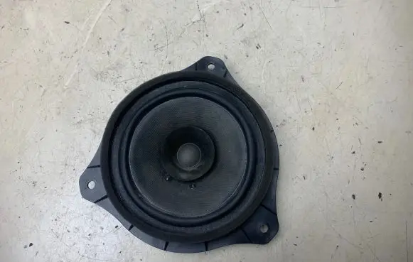Suzuki Liana Front door speaker 3910459J20