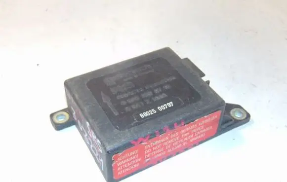 Mercedes-Benz E W124 Airbag control unit/module A0038200710 0038200710 841Z1000