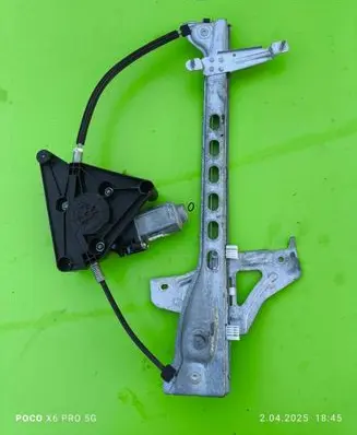 Toyota Aygo AB40 Front door electric window regulator 698100H031