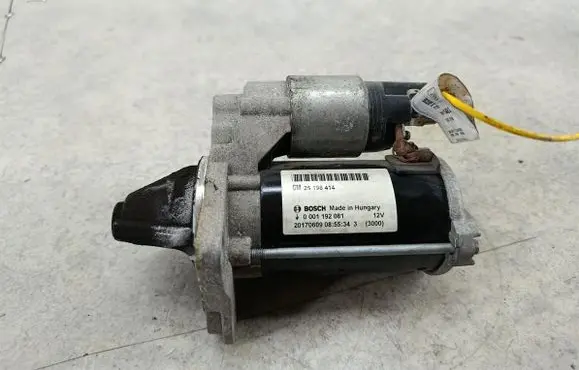 Opel Corsa E Starter motor 25198414