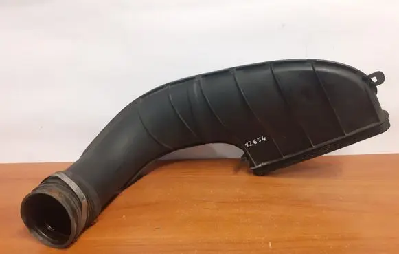 BMW X5 E70 Engine coolant pipe/hose 13717812264 7812264