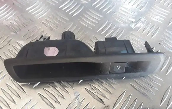Renault Laguna III Other devices 82044002R