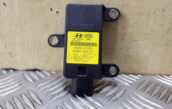 Hyundai i40 ESP acceleration yaw rate sensor 956902T250 BG6810G320