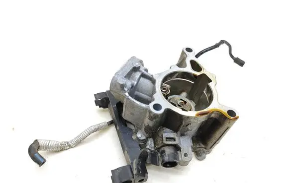 Audi Q5 SQ5 Vacuum pump 06K145100BB 7200318