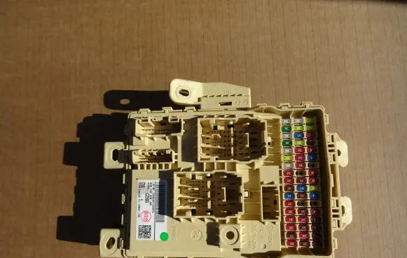 Hyundai Tucson IV NX4 Fuse module 91950CZ020