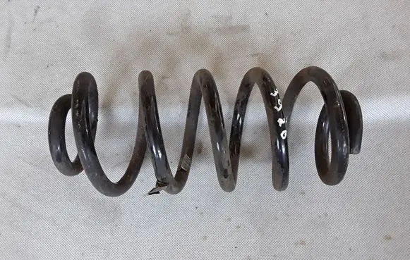 Ford Kuga II Rear coil spring LX615560EMC