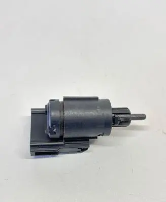 Volkswagen Golf IV Brake pedal sensor switch 1J0945511D 03204 19322000