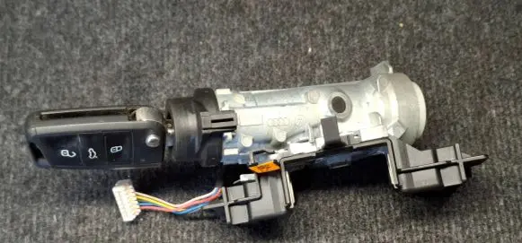 Skoda Octavia Mk3 (5E) Ignition lock 5Q0905865A 1K0905851