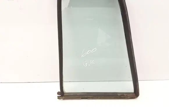 Mercedes-Benz W123 Rear vent window glass 43R001010 DOT25 M210
