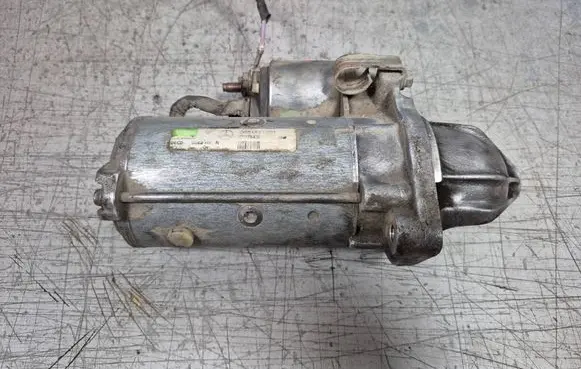 Mercedes-Benz E W211 Starter motor 0051511301