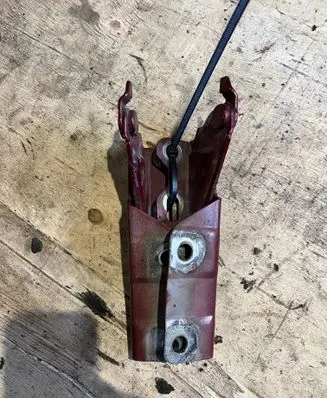 Mitsubishi Colt CZ3 Engine bonnet/hood hinges MR959412 0509