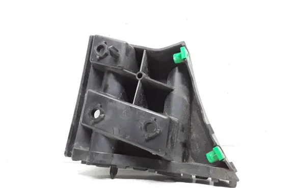 Volvo V40 Front bumper mounting bracket 31425110