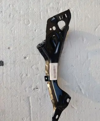 Audi A6 S6 C7 4G Fender mounting bracket 4G0821136A