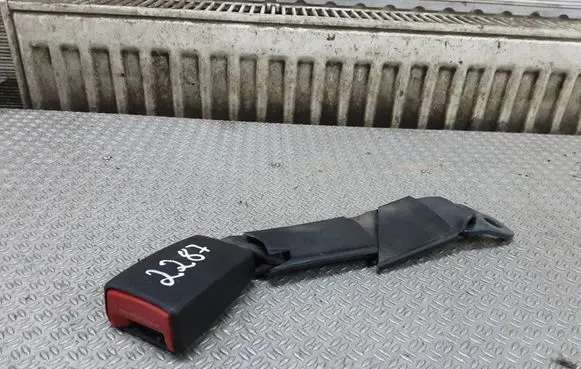 Citroen C3 Rear seatbelt buckle 33015511