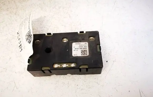 Mercedes-Benz C W205 Antenna control unit A2059051205