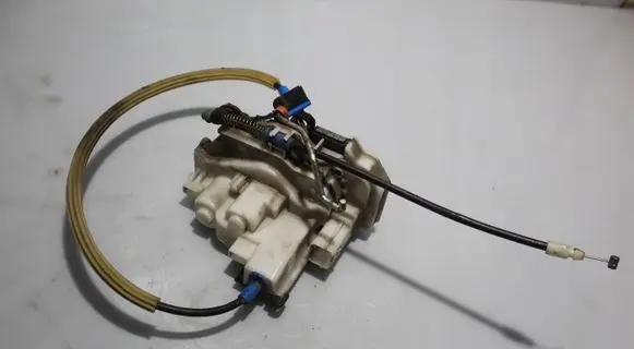 Peugeot Bipper Front door lock