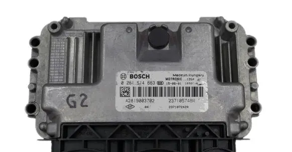 Renault Twingo III Engine control unit/module 237105748R