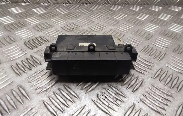 Mercedes-Benz B W245 Parking (PDC) sensor switch 1698208210