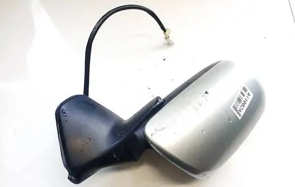 Toyota Auris 150 Front door electric wing mirror E8024112