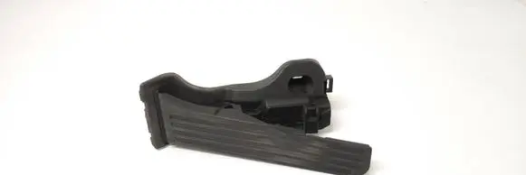 Volkswagen PASSAT B6 Accelerator throttle pedal 1K1721503L 6PV00860000 054206