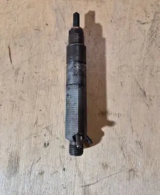 Volkswagen Bora Fuel injector 0432193696