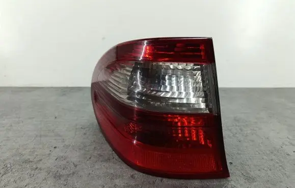 Mercedes-Benz E W211 Rear/tail lights A2118201164