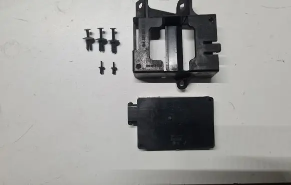 Mercedes-Benz S W221 Distronic sensor radar 007387 A0045427718 A2218850367