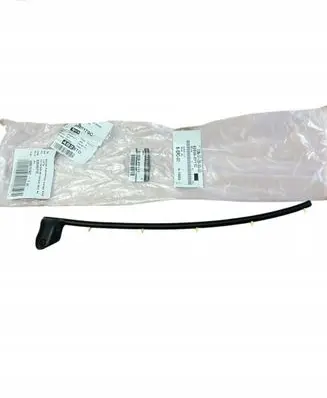 Nissan Qashqai Rubber seal loading door 82839ey11c