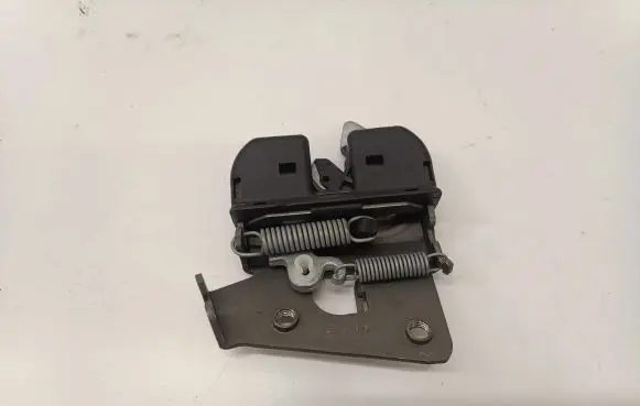 BMW 6 F06 Gran coupe Seat back rest lock catch 7112863