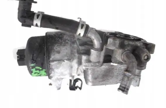 Peugeot Expert Oil filter mounting bracket