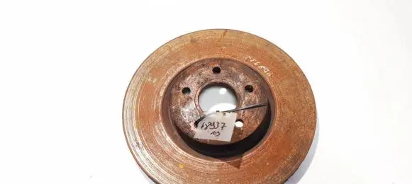 Volvo V50 Front brake disc ventiliuojamas