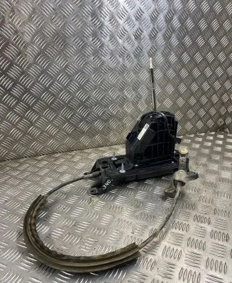 Skoda Kodiaq Gear shifter/selector 5QK713025AA