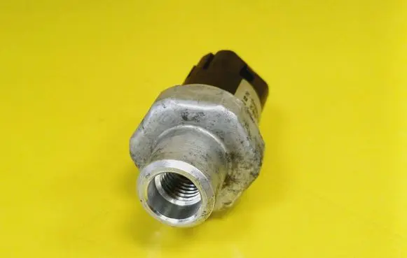Air conditioning (A/C) pressure sensor
