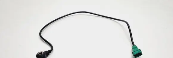 Volkswagen PASSAT B5 Detonation knock sensor 054905377H