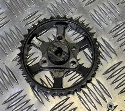 Mercedes-Benz S W221 Timing chain sprocket A64601