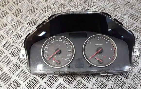 Speedometer (instrument cluster)