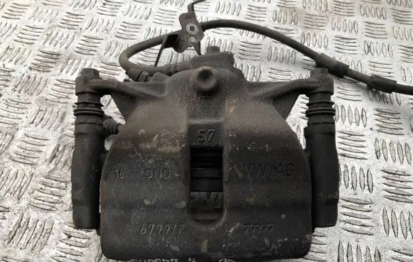 Skoda Superb B8 (3V) Front brake caliper