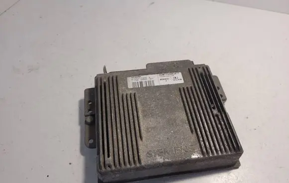 Renault Laguna I Engine control unit/module S103717205 7700863477 7700106186