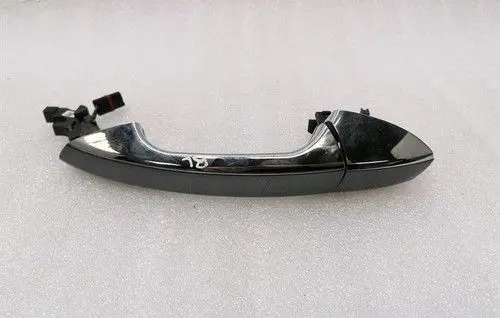 Mercedes-Benz GL X166 Front door handle light (exterior) A20476013707992