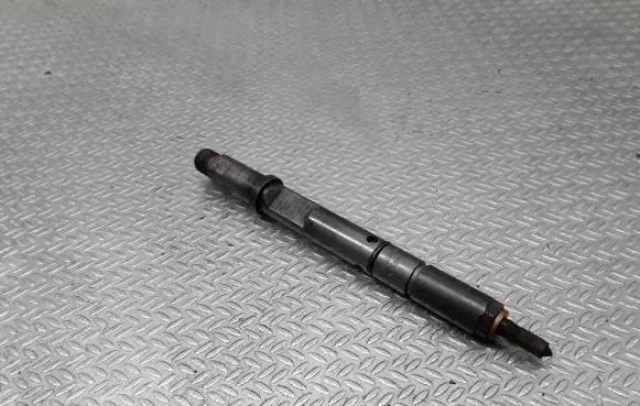 Audi A6 S6 C5 4B Fuel injector 0432133818 059130201B